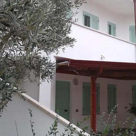 Borgo Degli Ulivi Natural Lägenhetshotell