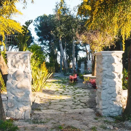 Borgo Degli Ulivi Natural Lägenhetshotell 4*