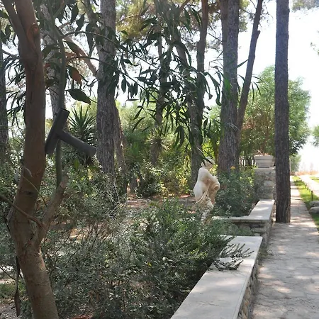 Borgo Degli Ulivi Natural Lägenhetshotell Sellia Marina