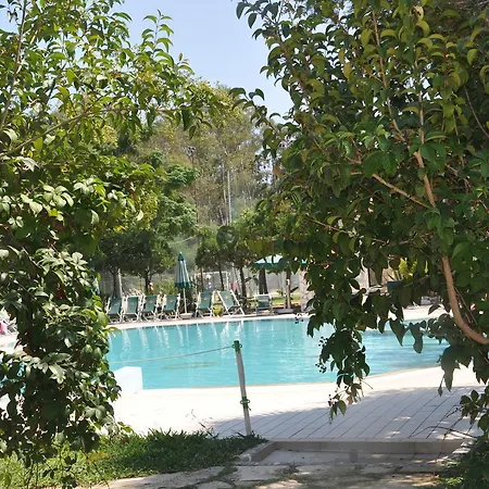 Lägenhetshotell Borgo Degli Ulivi Natural Sellia Marina