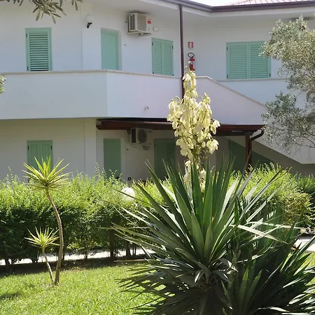 Borgo Degli Ulivi Natural Lägenhetshotell