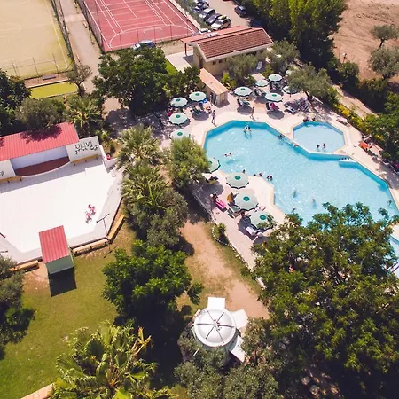 Lägenhetshotell Borgo Degli Ulivi Natural