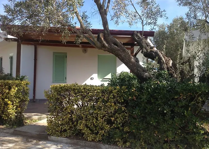 Borgo Degli Ulivi Natural アパートホテル 4*