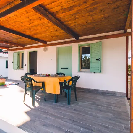 Borgo Degli Ulivi Natural Селлия-Марина