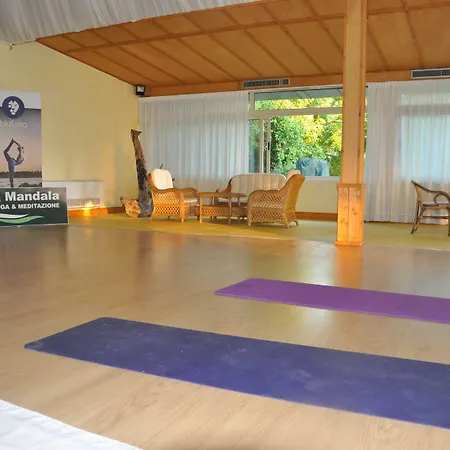 Borgo Degli Ulivi Natural Aparthotel Sellia Marina