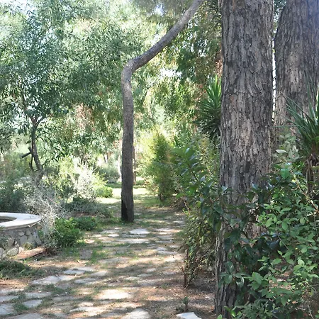 Borgo Degli Ulivi Natural Апарт-отель