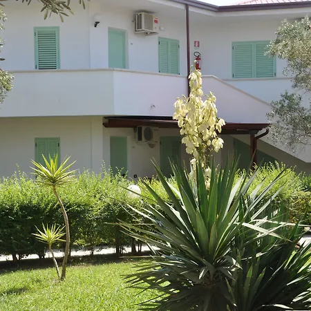 Borgo Degli Ulivi Natural Апарт-отель