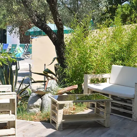 Borgo Degli Ulivi Natural סליה מרינה