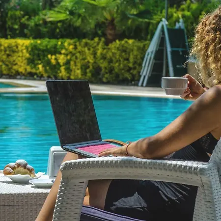 Borgo Degli Ulivi Natural Aparthotel Sellia Marina