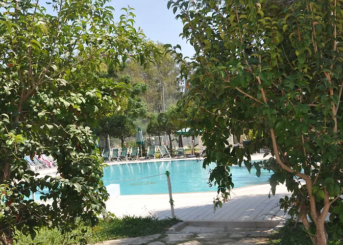 Borgo Degli Ulivi Natural 公寓式酒店 塞利亚马里纳