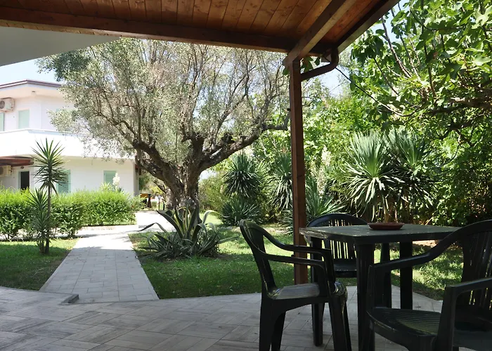 Borgo Degli Ulivi Natural 塞利亚马里纳