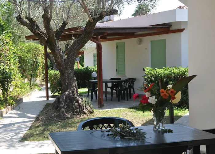 公寓式酒店 Borgo Degli Ulivi Natural 塞利亚马里纳