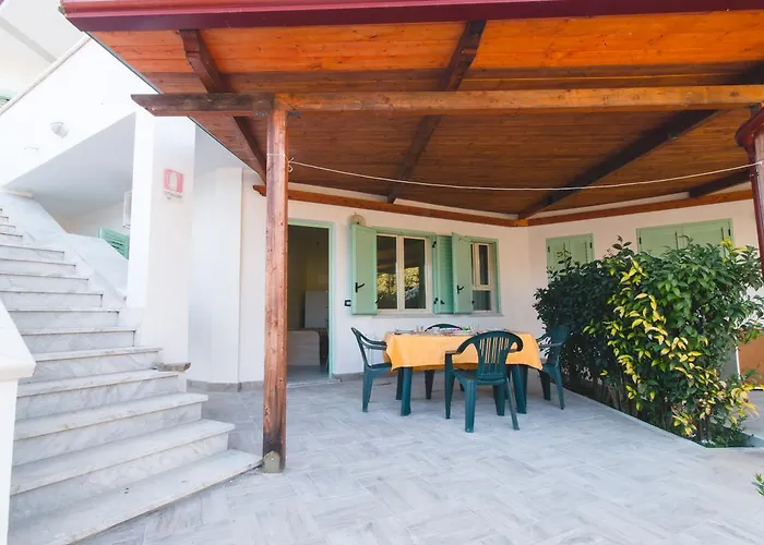 公寓式酒店 Borgo Degli Ulivi Natural 塞利亚马里纳