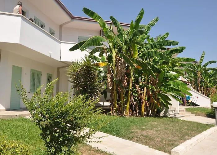 公寓式酒店 Borgo Degli Ulivi Natural 塞利亚马里纳